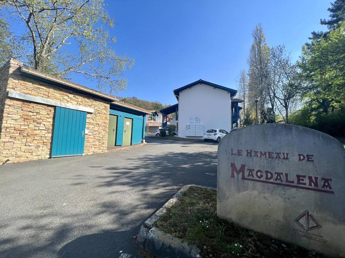 Appartement T1 Bis Avec Jardin Prive Et Piscine, 4 Pers, Cambo-Les-Bains - Fr-1-495-13 Exterior foto